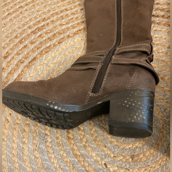 MIA Brown Sabato Belted Knee High Moto Boots. - Picture 11 of 11